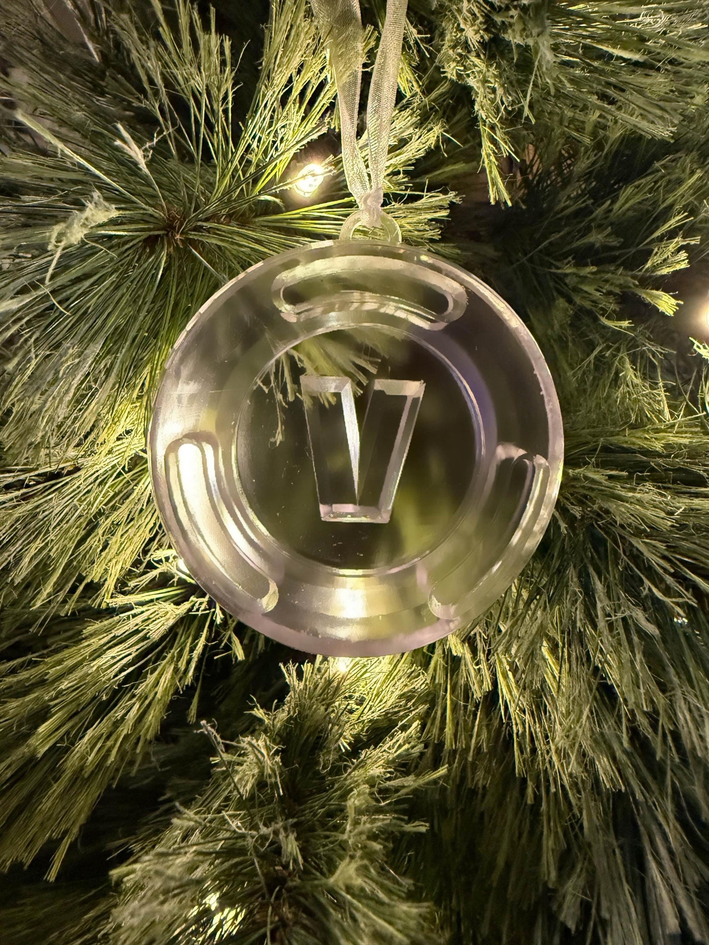 V-Buck Ornament - Clear 3D resin printed - Gamer Ornament